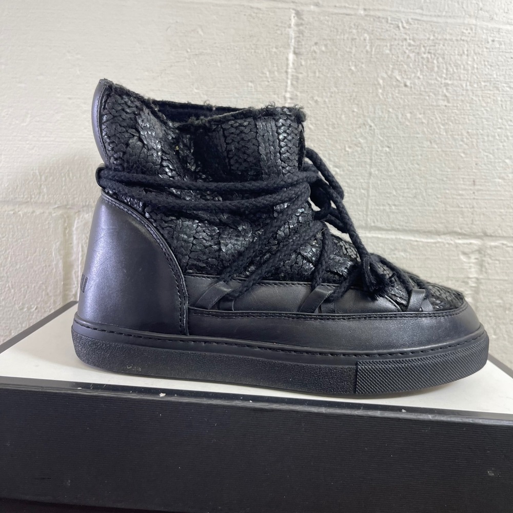 INUIKII Black Leather Ankle Patchwork Boots Lace up Women's Size 9.5 US/40 EU‎